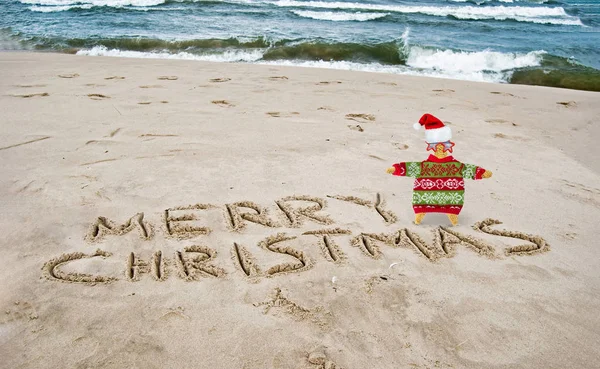 Merry Christmas Wiadomości Plaża Sand Rozgwiazdy Sobie Wakacje Zielony Czerwony — Zdjęcie stockowe