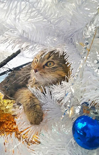 白色圣诞树上的小花猫 有着蓝色的装饰效果 — 图库照片
