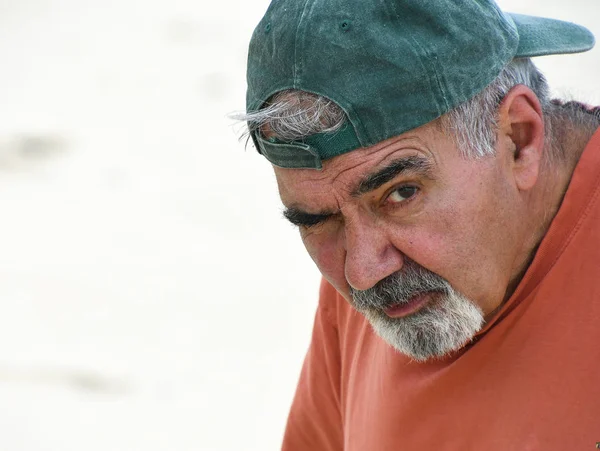 Primo Piano Dell Uomo Libanese Adulto Che Indossa Berretto Baseball — Foto Stock