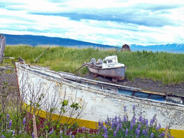 Vecchie Barche Pesca Legno Abbandonate Nel Deserto Dell Alaska — Foto Stock