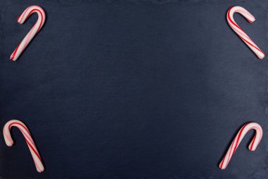 Dört şeritli tatil baston şekerler