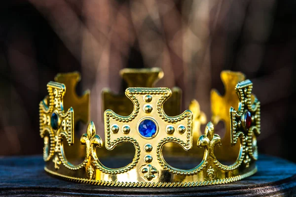 Gold crown with stones