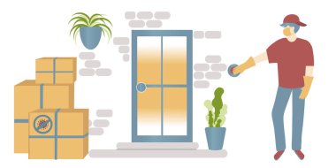 Temassız teslimat konsepti. Paketler kapıda duruyor, maskeli kurye ve eldivenler zili çalıyor. Coronavirus, covid-19 teslimat konsepti. Kurye zili çalıyor. 