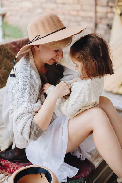 Beautiful Young Woman Daughter — Stock Photo, Image