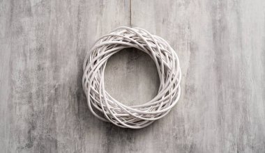 Çelenk ahşap dekorasyon bükülmüş