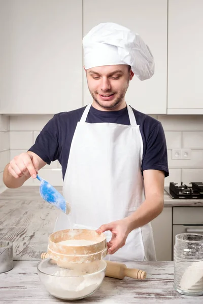 Портрет чоловіка шеф-кухаря — стокове фото