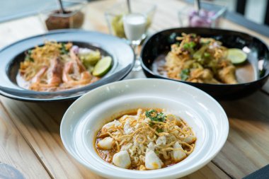 Khao Soi tarifi Tayland gıda