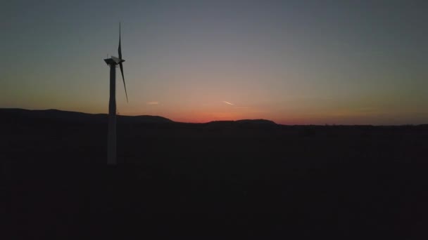 Wind Power Station Sunset Drone Romantic Evening Modern Technologies Ecologically — Stock Video