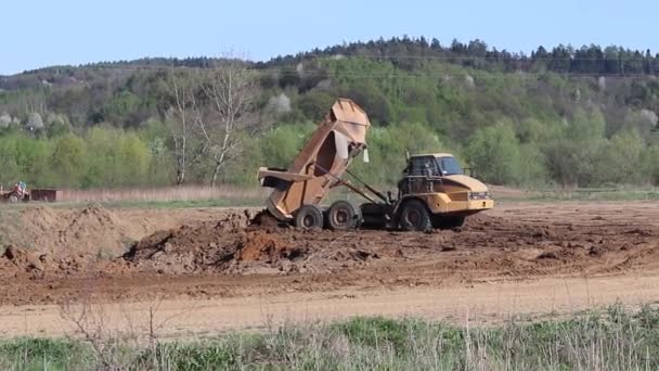 Vislock River Polônia Maio 2018 Caminhão Basculante Carregado Com Solo — Vídeo de Stock