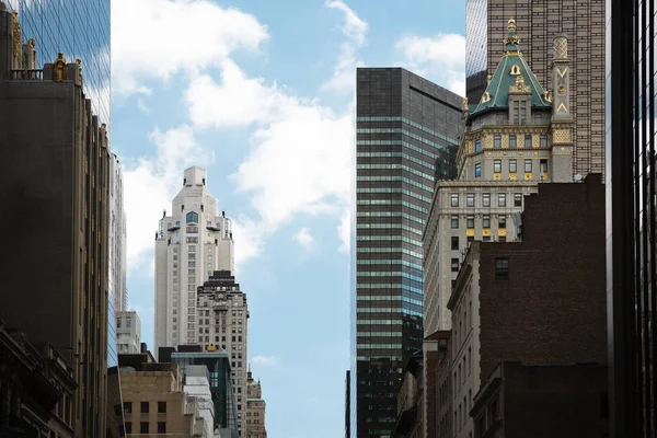 Vista Edificios Rascacielos Modernos Manhattan — Foto de Stock