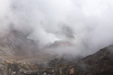 poas volkan çok duman ile