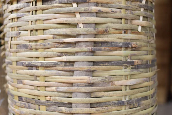 바구니가 대나무로 바구니의 종류가 바구니는 타이어 Handmade It는 대나무 전통적인 — 스톡 사진