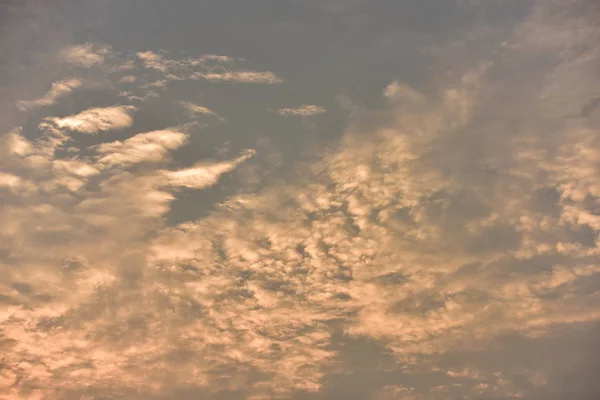 Beautiful Sky Golden Clouds Mountains Sunrise Early Morning — Stock Photo, Image