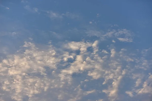 Ciel Bleu Avec Beaux Nuages — Photo