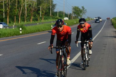 Sadaka Bisiklet turnuva yardım çocuklarla görme bozukluğu 10 Haziran 2017 Petchaburi, Tayland at.