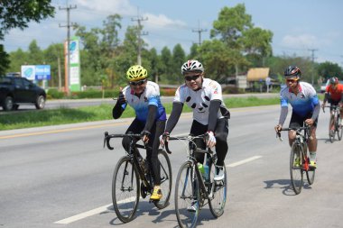 Amatör bisikletçi görsel Engelli olan çocuklar için bir sadaka programında rekabet. Chonburi Chanthaburi, Tayland, thailand, için rota 129 km 17 Mart 2018 olduğunu.