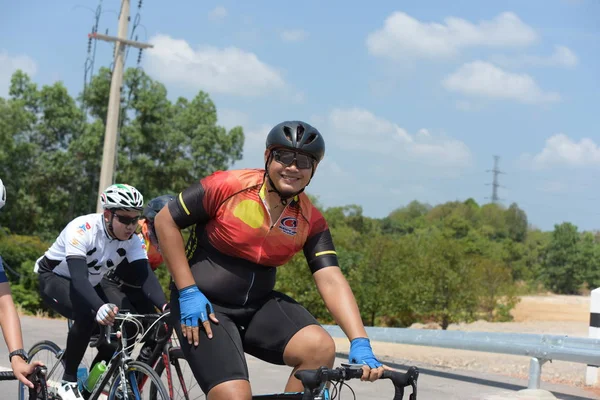 Amatérský Cyklista Který Soutěží Charitativní Program Pro Děti Zrakovým Postižením — Stock fotografie
