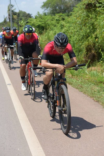 Amateur Cycliste Ils Participent Programme Bienfaisance Pour Les Enfants Ayant — Photo