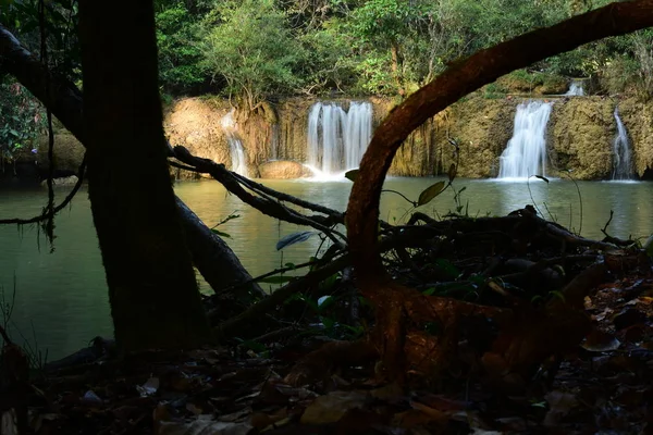 Cachoeira Bonita Dia Ensolarado — Fotografia de Stock