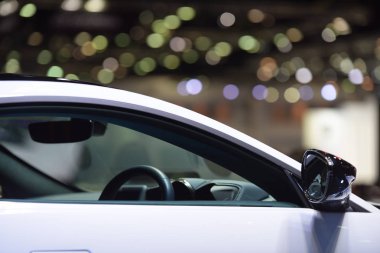 Araba bodychassis ve çizgiler arabayı bileşenleri araba güzel görünüyorsun. Araba farlar şık bakmak.