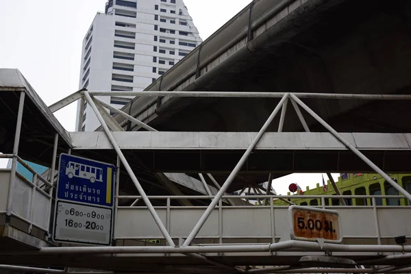 Empty Bridge Big City — Stock Photo, Image