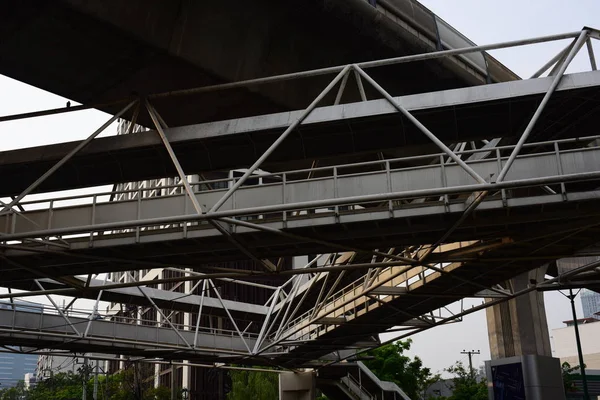 Puente Hierro Ciudad Durante Día —  Fotos de Stock