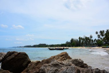 plaj, kum, beyaz, deniz, okyanus, ada, gökyüzü, peyzaj, mavi, su, güzel, doğa, tropikal, yaz, dalga, rock, kıyı, sahil, tatil, seyahat, deniz manzarası, arka plan, güneşli, güneş, cennet, sörf, palm, turkuaz, pastoral, Hint, khao, lak, sahne