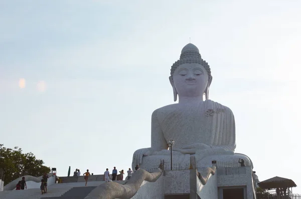 Phuket Buddha Grande Azul Tailandês Branco Céu Estátua Montanha Ilha — Fotografia de Stock