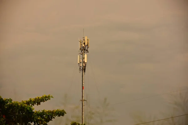 Antena Tower Communication Telecom Wschodem Słońca Technologii Satelitarnej Background Silhouette — Zdjęcie stockowe