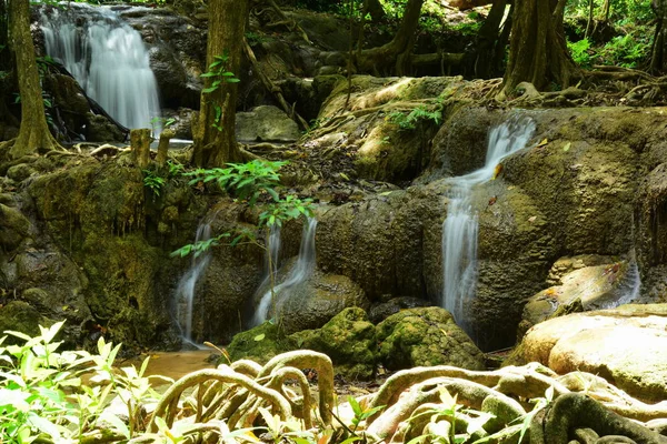 Şelale Yağmur Ormanlarında Karnchanaburi Tayland Tayland Warterfall — Stok fotoğraf