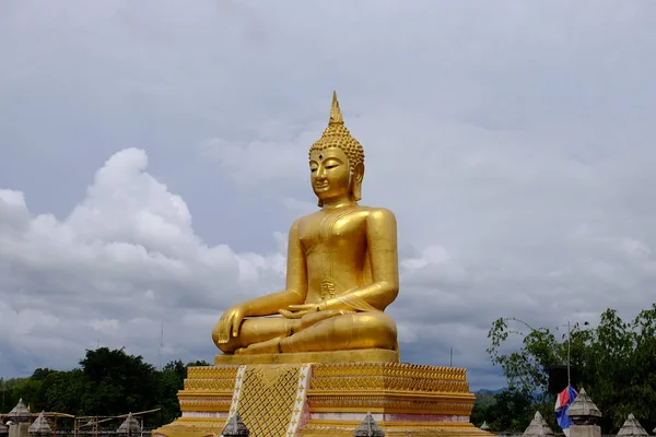 Altın Buddhaburmese Sanat Tay Tarzında Tay Sanat Karışık Tayland Myanmar — Stok fotoğraf