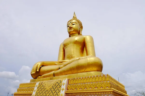 Goldene Buddhaburmesische Kunst Thailändischen Stil Gemischte Thailändische Kunst Die Grenze — Stockfoto