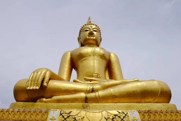 Goldene Buddhaburmesische Kunst Thailändischen Stil Gemischte Thailändische Kunst Die Grenze — Stockfoto