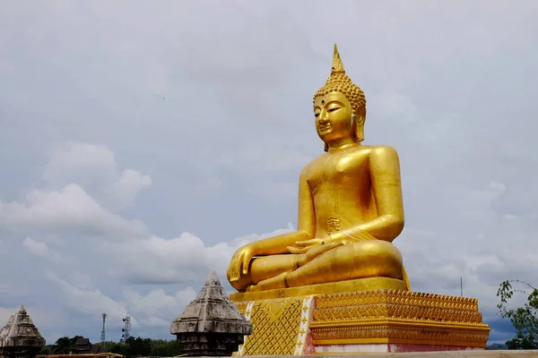 Goldene Buddhaburmesische Kunst Thailändischen Stil Gemischte Thailändische Kunst Die Grenze — Stockfoto