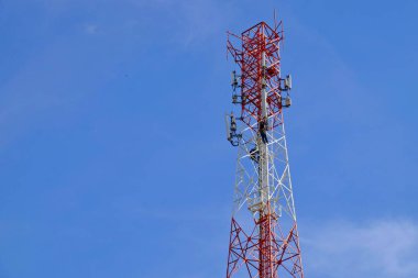 Telefon anten ile mavi skytechnicians donanımları yüklemiş olursunuz. Ayrıca, kablosuz telgraf sisteminin telgraf Kutbu'ndaki çok yüksektir.