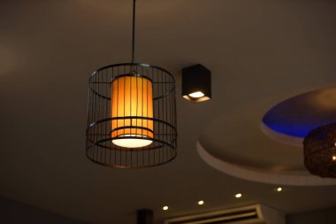 Dekoratif ışıklar güzel arka plan resmi olarak yerleştirmek