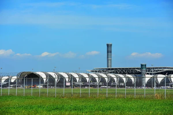 タイ空港ビルの眺め 旅行のコンセプト — ストック写真