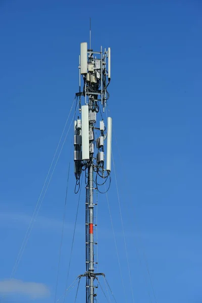 Tall Electricity Tower Blue Sky Background — ストック写真