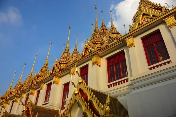 Low Angle View Ancient Golden Buddhists Temple Daytime — Stock Photo, Image