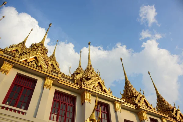 Low Angle View Ancient Golden Buddhists Temple Daytime — Stock Photo, Image