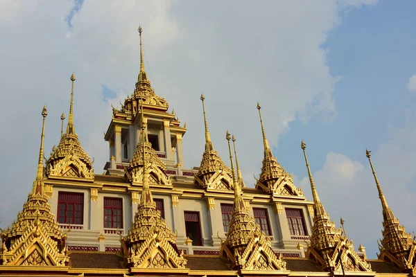 Low Angle View Ancient Golden Buddhists Temple Daytime — Stock Photo, Image