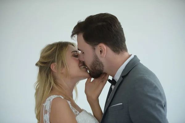 Las Parejas Que Van Casar Son Felices —  Fotos de Stock