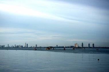 Tayland 'da gündüz vakti deniz kıyısı
