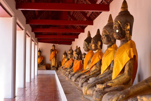 Uitzicht Boeddha Beelden Bij Thaise Tempel Reisconcept — Stockfoto