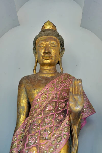 Kilátás Buddha Szobor Thai Templomban Utazási Koncepció — Stock Fotó