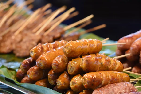 Крупным Планом Традиционных Азиатских Блюд Выставке — стоковое фото