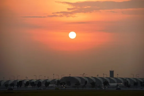 Aeroporto Moderno Pôr Sol — Fotografia de Stock