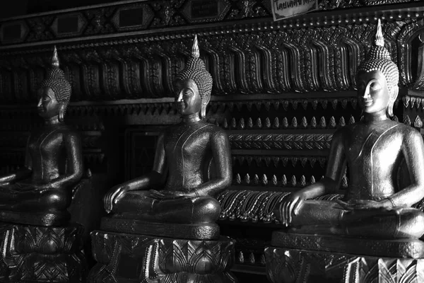 Золотая Статуя Будды Храме Таиланд — стоковое фото