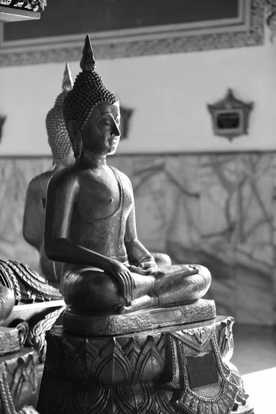 Statue Dorée Bouddha Dans Temple Thaïlande — Photo