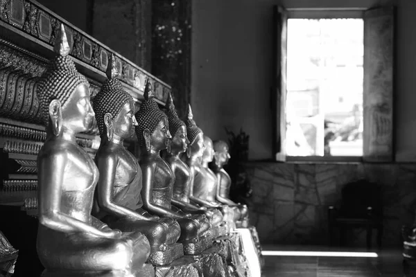 Golden Szobor Buddha Templomban Thaiföld — Stock Fotó